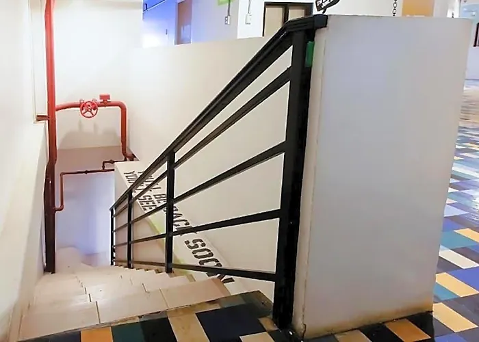 Junction Hostel, Poblacion Makati Avenue, Hotel Manila