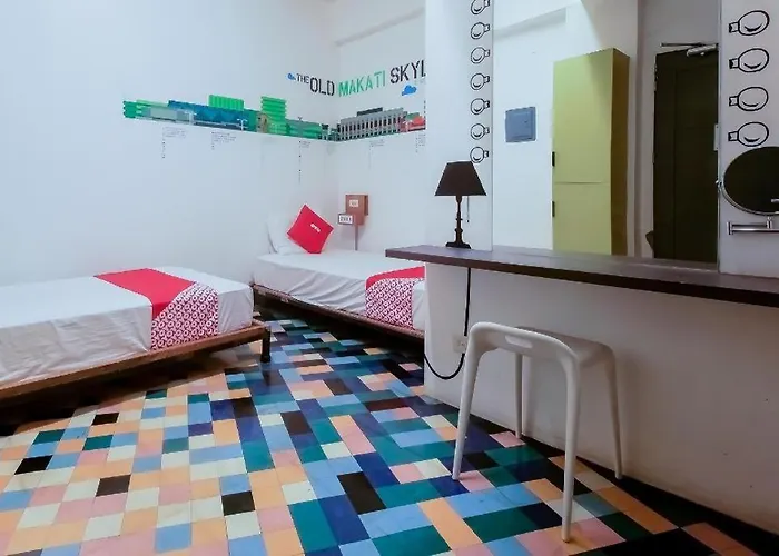 Junction Hostel, Poblacion Makati Avenue, 3*